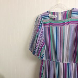Vintage Dresses - Vintage ‘70s Leslie Fay Dress >> M-L Vintage Dresses - Vintage ‘70s Leslie Fay Dress >> M-L